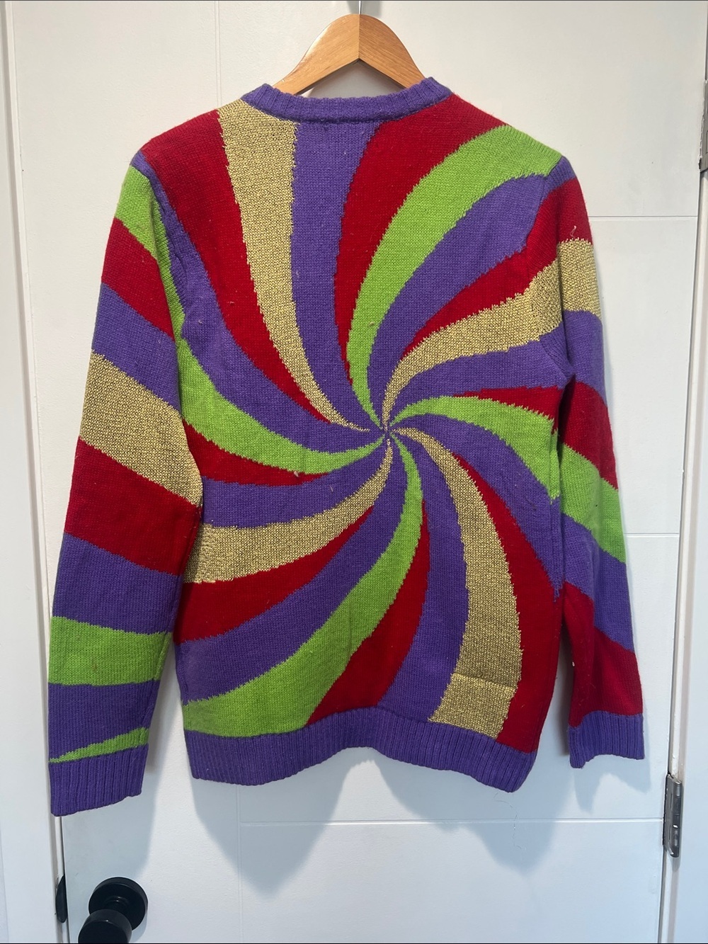 Blizzard Bay Men's Multicolor Santa Crewneck Sweater - Picture 4 of 4